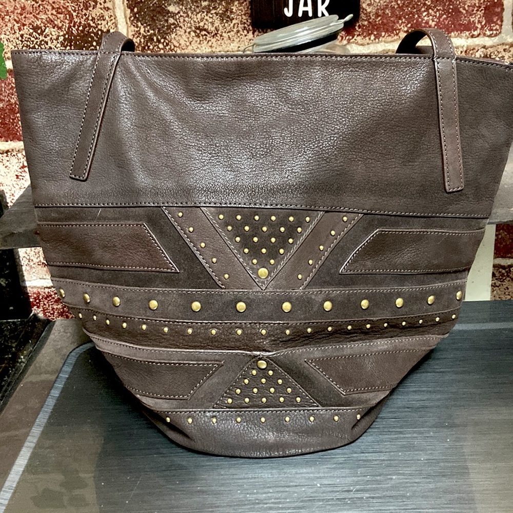 Lucky Brand Brown Leather Handbag 👜 with Embellishment on the front